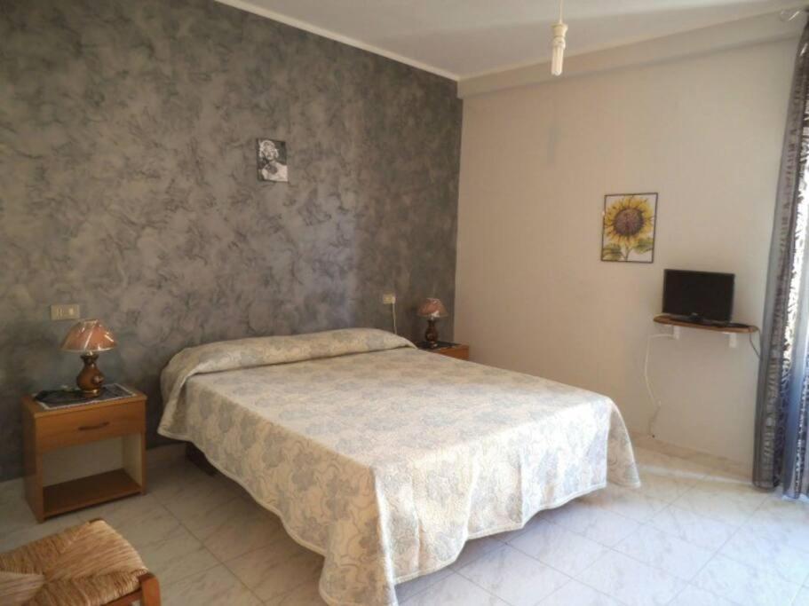 Bilocale Piano Base Apartment Кастеламаре дел Голфо Екстериор снимка
